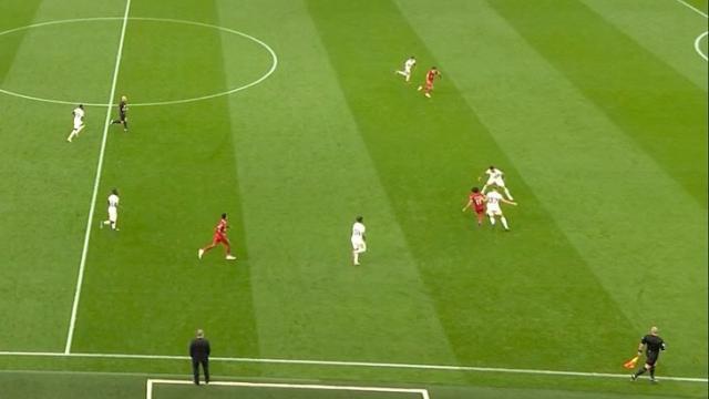 1696115790229016222.jpg 开云官网-【英超】孙兴慜破门,裁判重大误判,9人利物浦负热刺