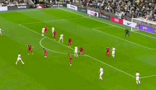 1696115873459016535.gif 开云官网-【英超】孙兴慜破门,裁判重大误判,9人利物浦负热刺