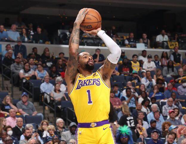 1682005349958005227.jpg 开云APP-季后赛黑洞!拉塞尔变湖人最大软肋?1.48亿或泡汤