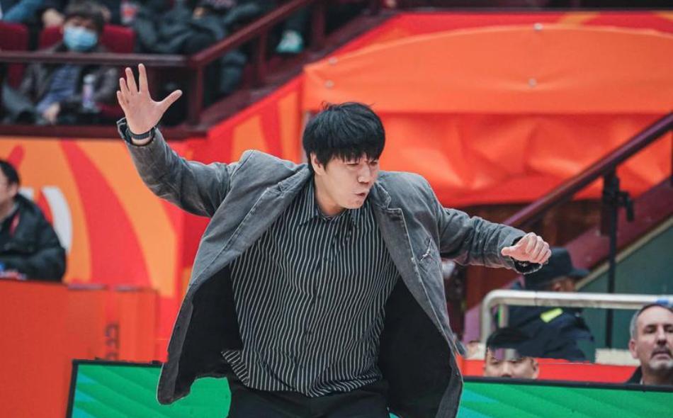 开云体育官网-2米12、内线大闸！山东官宣第4外援：第1战，有望大战浙江广厦！