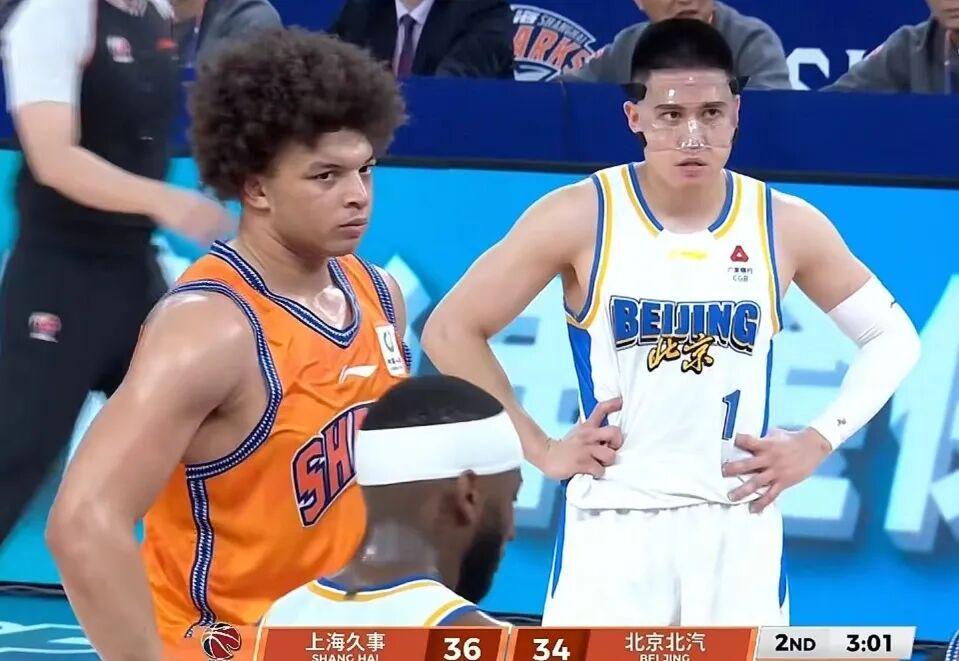 开云-北京男篮下半场崩盘,上海男篮19分大胜,翟晓川12+6范子铭辣眼睛