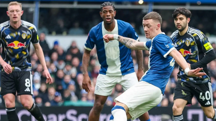 开云体育下载-内维尔盛赞塞斯科崛起：或成曼联复兴关键一步|加里-内维尔|布鲁诺·费尔南德斯|水晶宫|本杰明·塞斯科|本杰明·帕瓦尔_新浪体育_新浪新闻