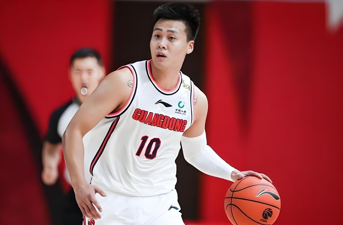 开云体育下载-CBA最应该在国家队的两名球员！一人得罪郭士强，一人触碰底线